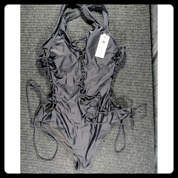 Hollipick One Piece Swimsuit Black Lace Up Criss Cross Open Back Tie Side - Picture 1 of 3